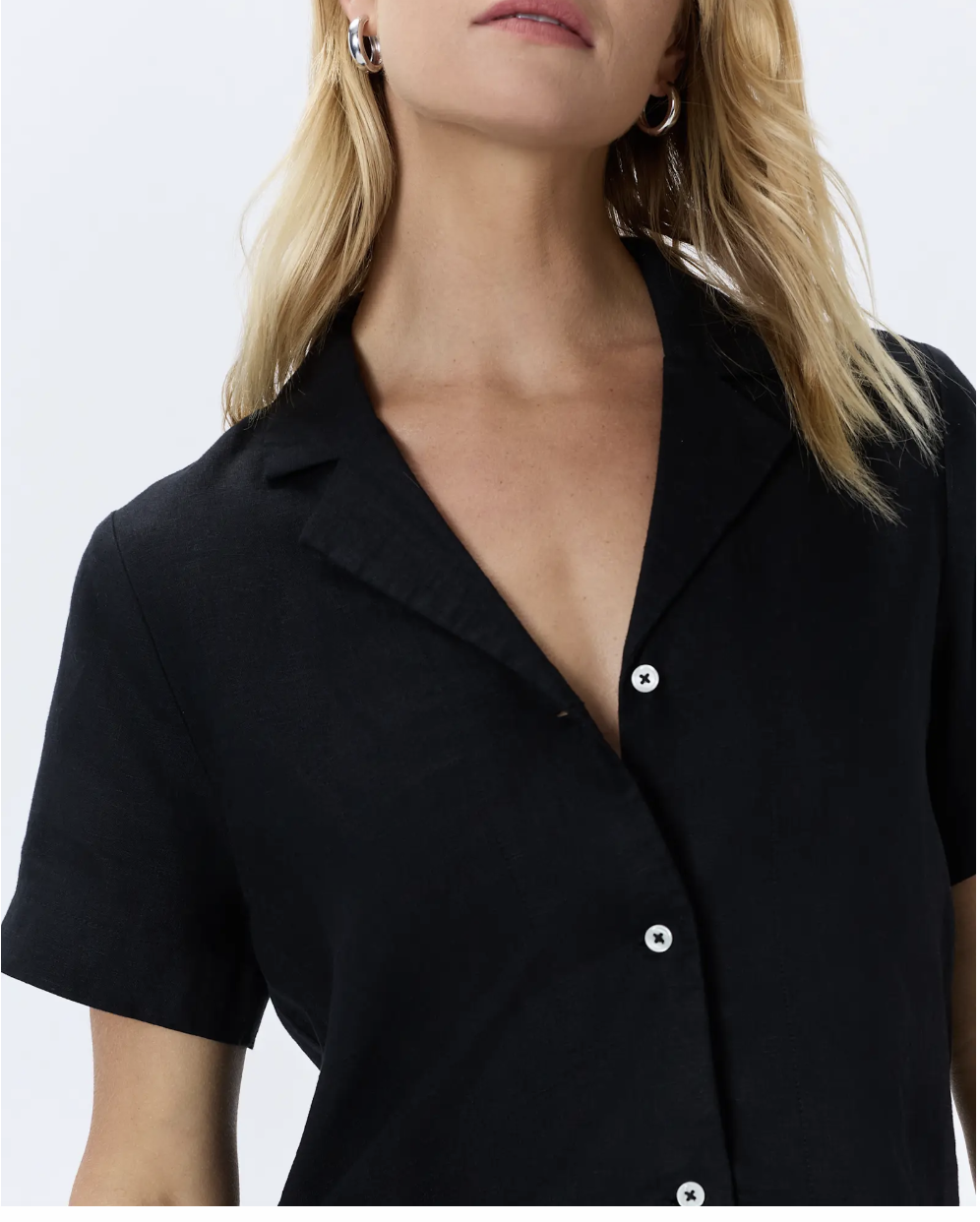 Women's 100% European Linen Short Sleeve Shirt in Black