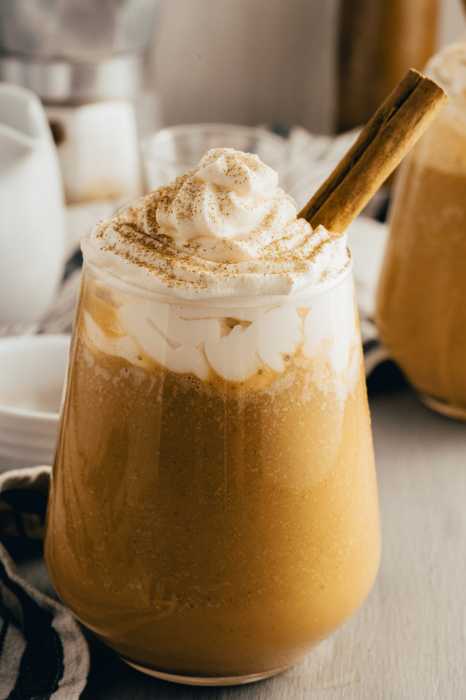 Vegan Pumpkin Spice Latte Recipe from Hedi Hearts 